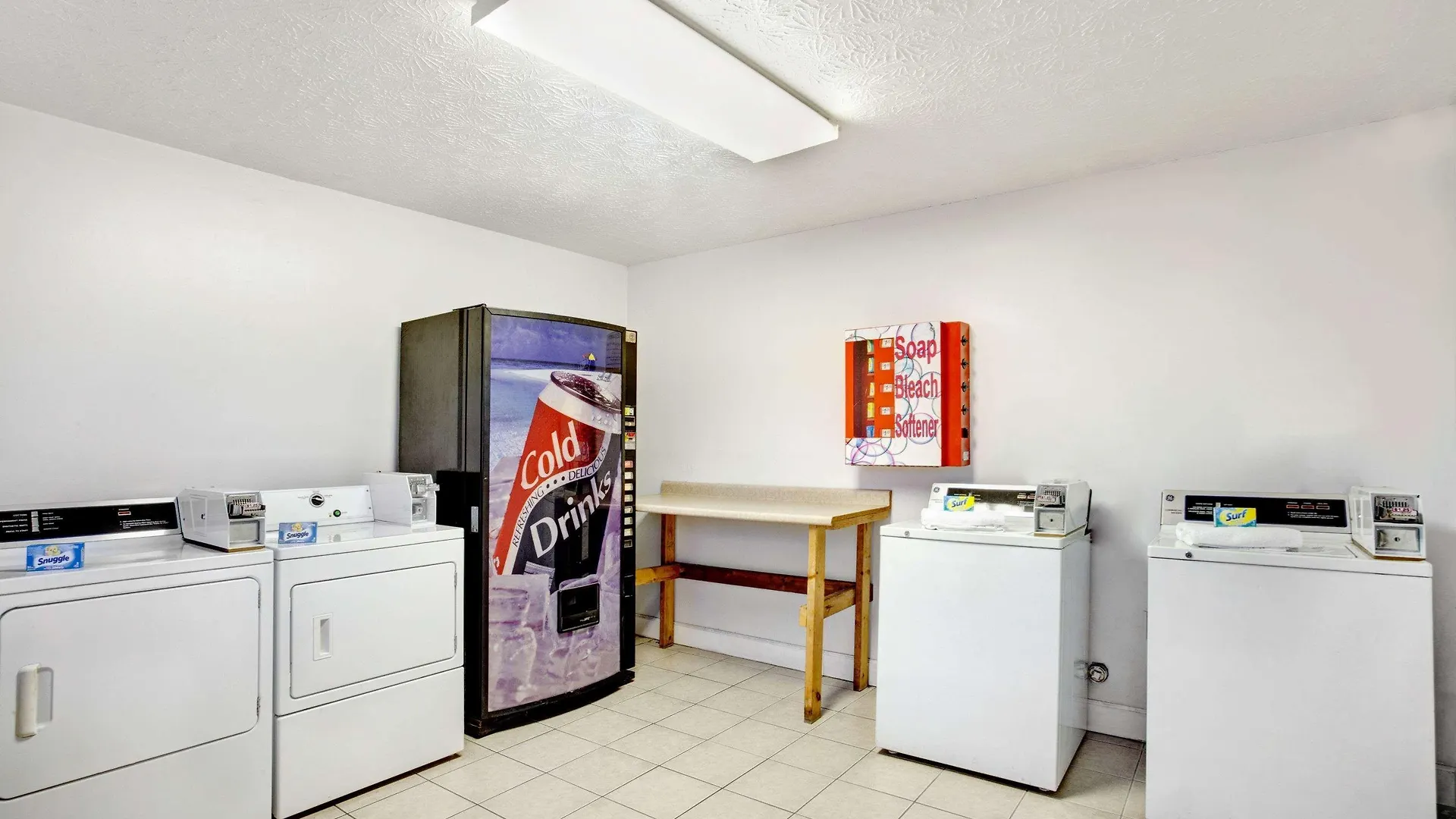 Super 8 By Wyndham Whites Creek/ Nashville Nw Area Hotel